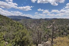 Start of the hike at Royal Gorge